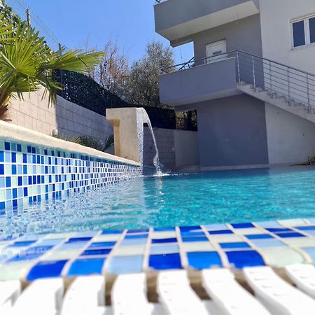 Villa Holiday Apartments Bar Kültér fotó