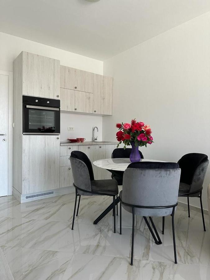 Villa Holiday Apartments Bar Kültér fotó