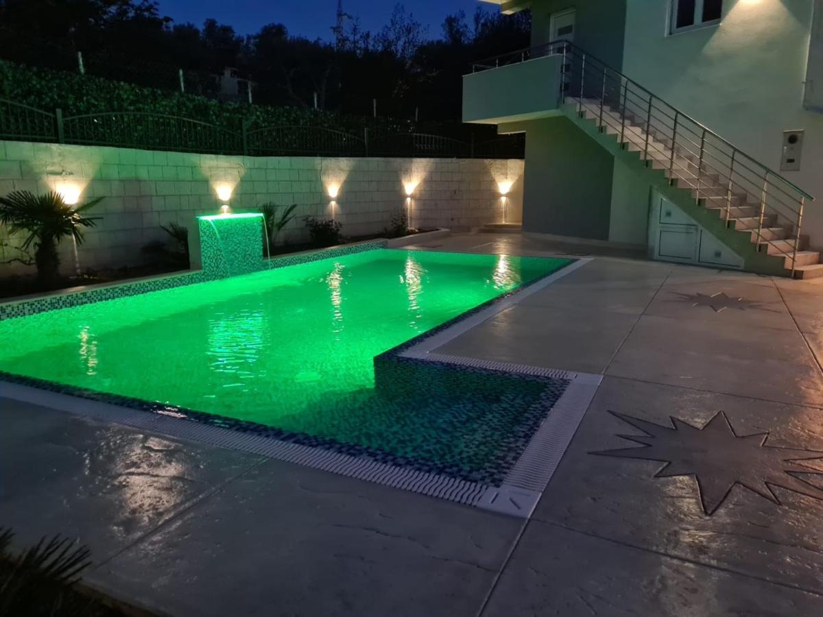 Villa Holiday Apartments Bar Kültér fotó
