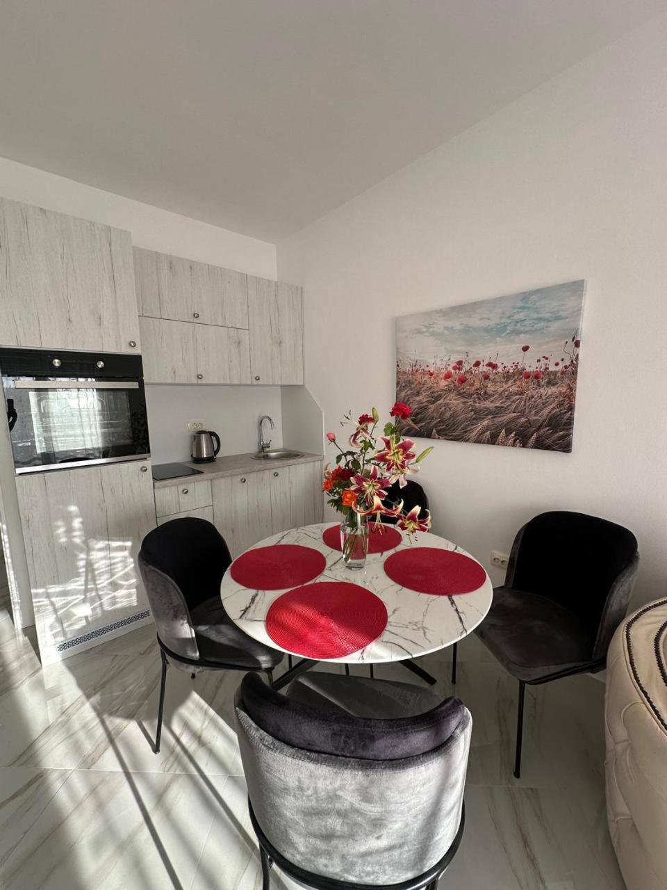 Villa Holiday Apartments Bar Kültér fotó