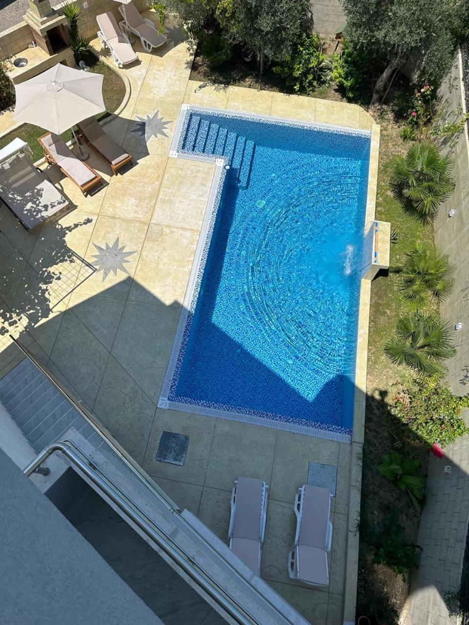 Villa Holiday Apartments Bar Kültér fotó